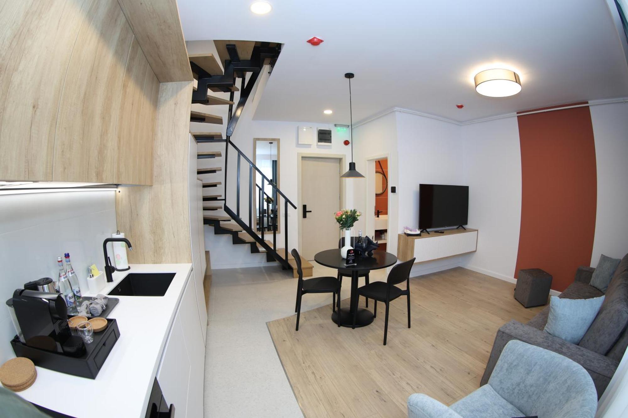 Montan-Aparthotel Predeal Esterno foto