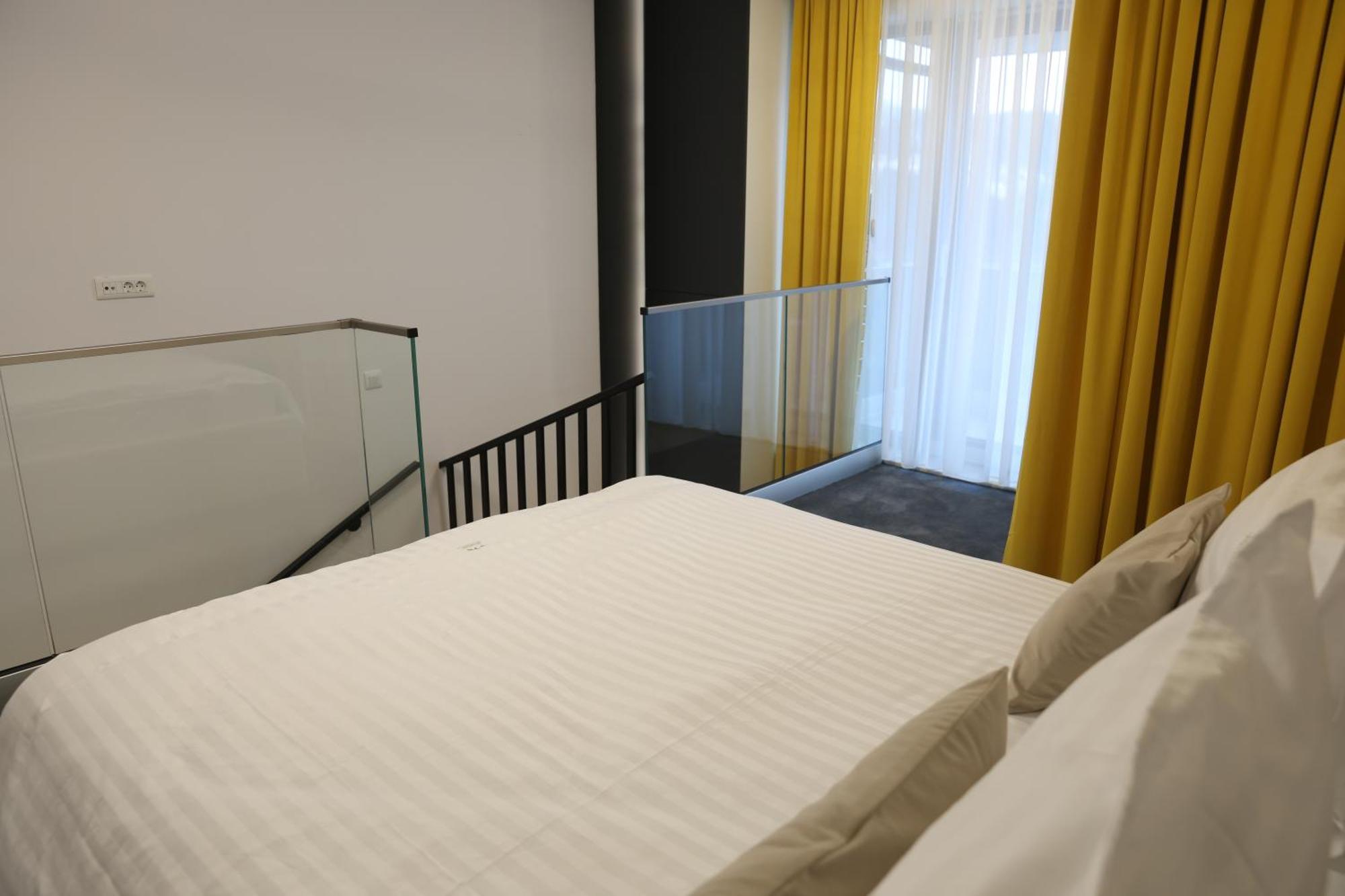 Montan-Aparthotel Predeal Esterno foto