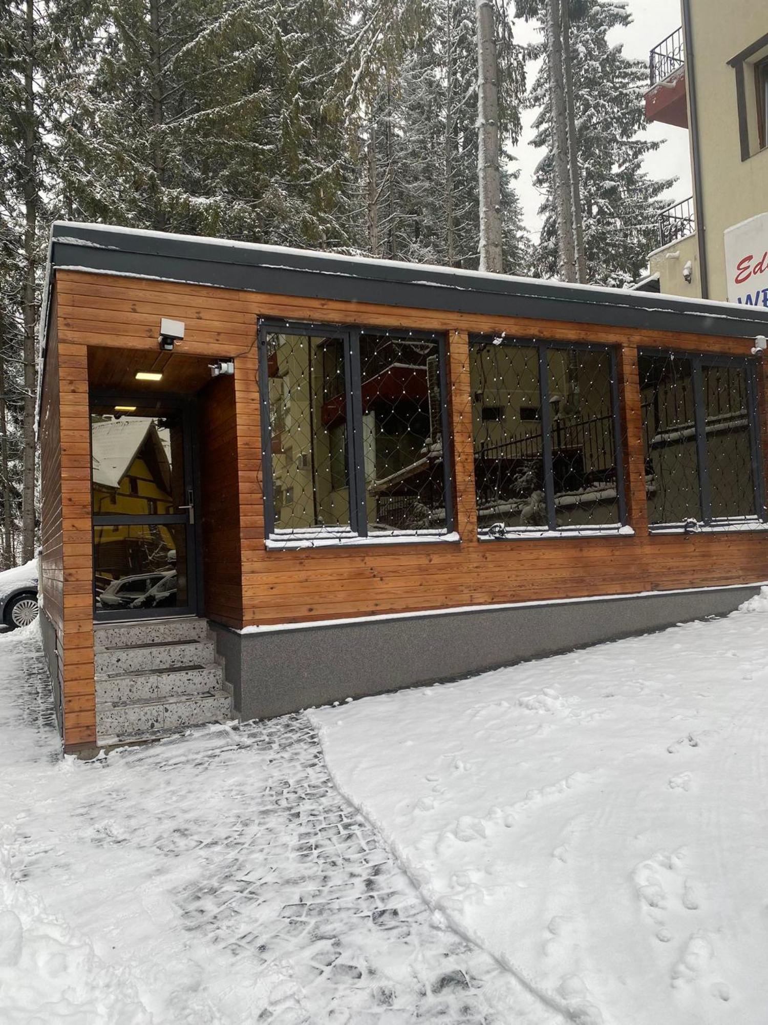 Montan-Aparthotel Predeal Esterno foto