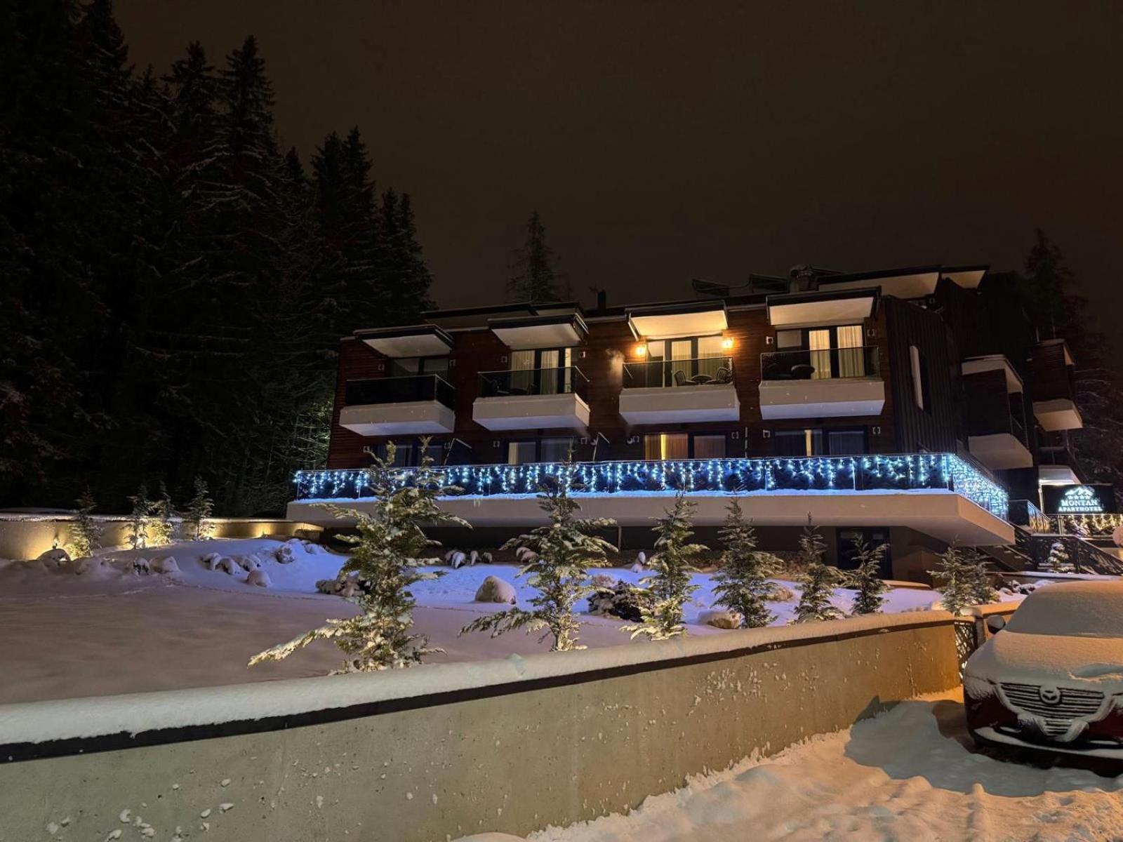 Montan-Aparthotel Predeal Esterno foto